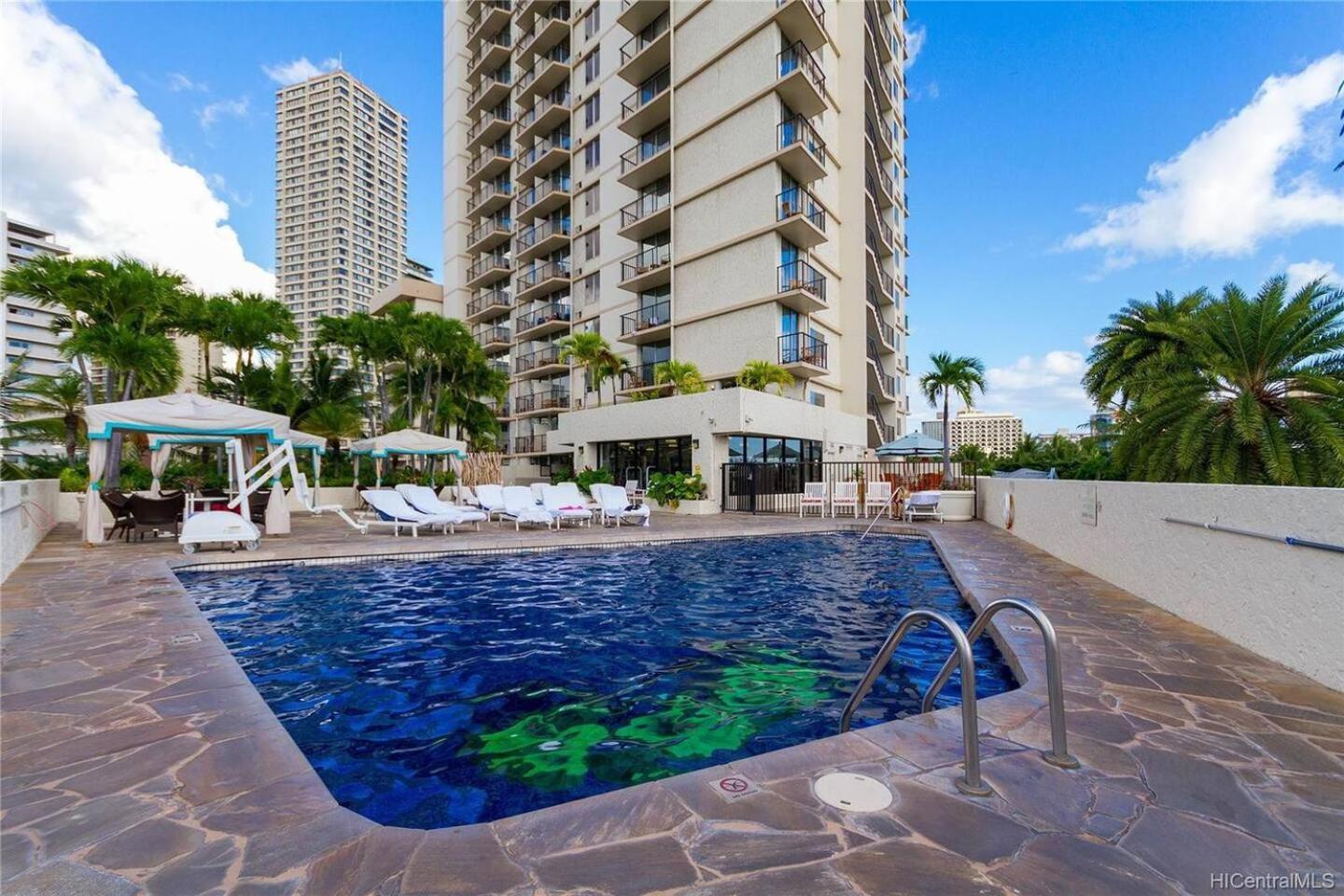 Luana Waikiki Oceanview High Floor Condo 1210 Хонолулу Екстериор снимка