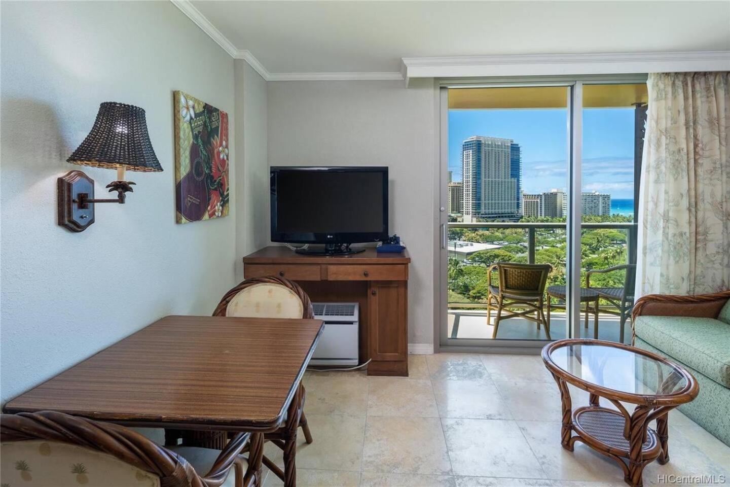 Luana Waikiki Oceanview High Floor Condo 1210 Хонолулу Екстериор снимка